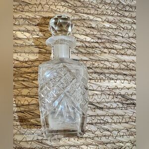 ANTIQUE AMERICAN GLASS CRYSTAL COLOGNE PERFUME BOTTLE.
